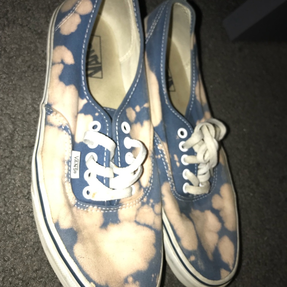 BLUE VANS SHOES SIZE 10